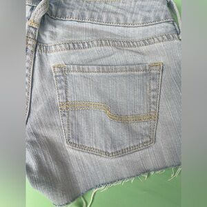 LOW RISE VINTAGE JEANS SHORTS TILT LIGHT BLUE SIZE 0 JUNIORS